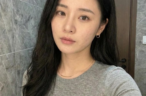 《一曲二曲三曲水蜜桃澳门送彩金》免费观看