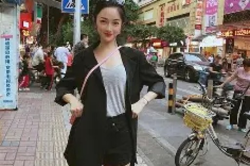 奥特曼幕后花絮：皮套演员的爆炸镜头并非特效-爱奇艺